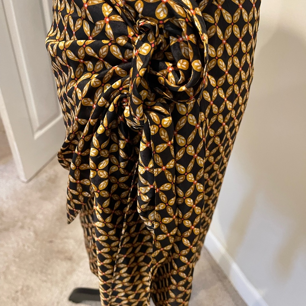 NWT mink pink black and gold mini skirt - Picture 3 of 4